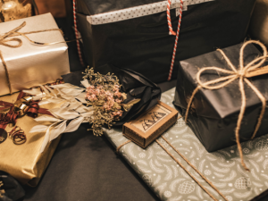 كيف تختار هدايا مميزة حسب المناسبات - أفكار هدايا 2021