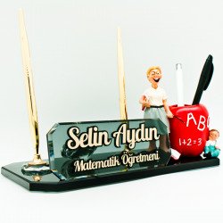 هدية تخرج لوحة معلمة اسمية كريستالية  هدية تخرج لوحة معلمة اسمية كريستالية