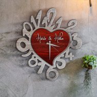 ساعة خشب بشكل قلب ساعة خشب بشكل قلب